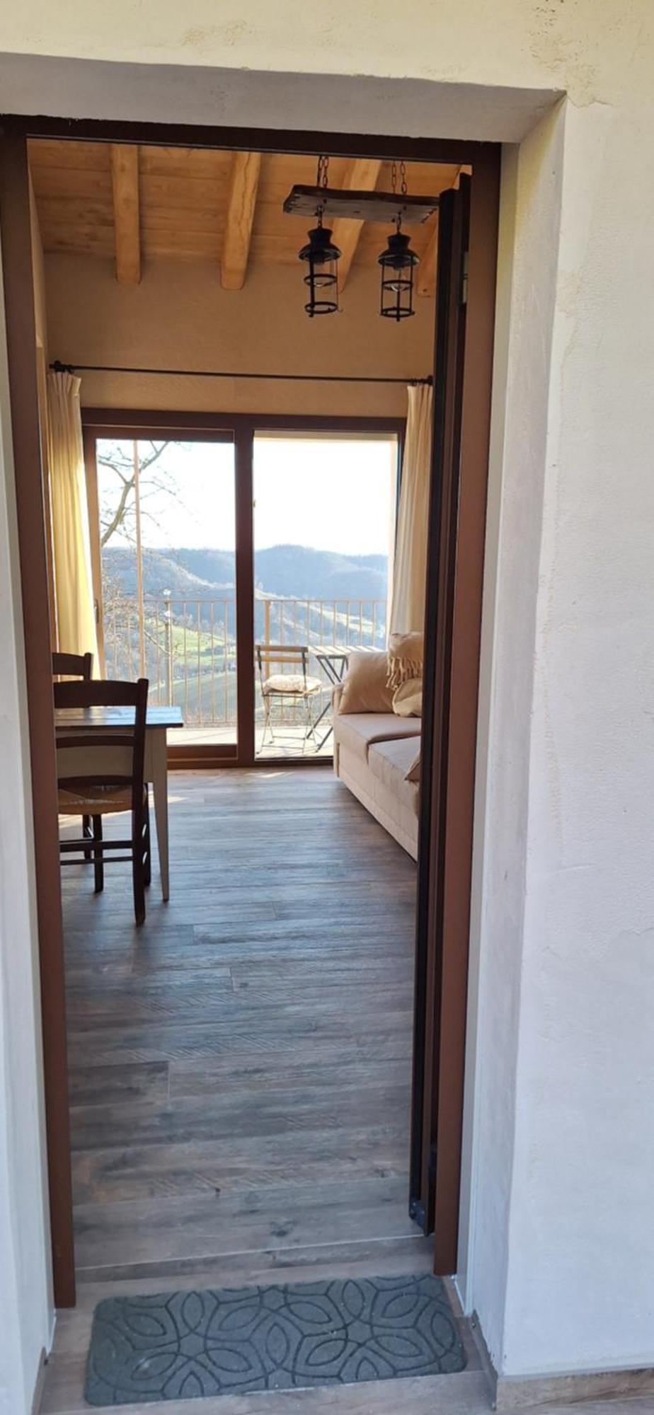Agriturismo La Pina Tarzo Екстериор снимка